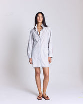 Robe Carmen rayures rouge fond bleu