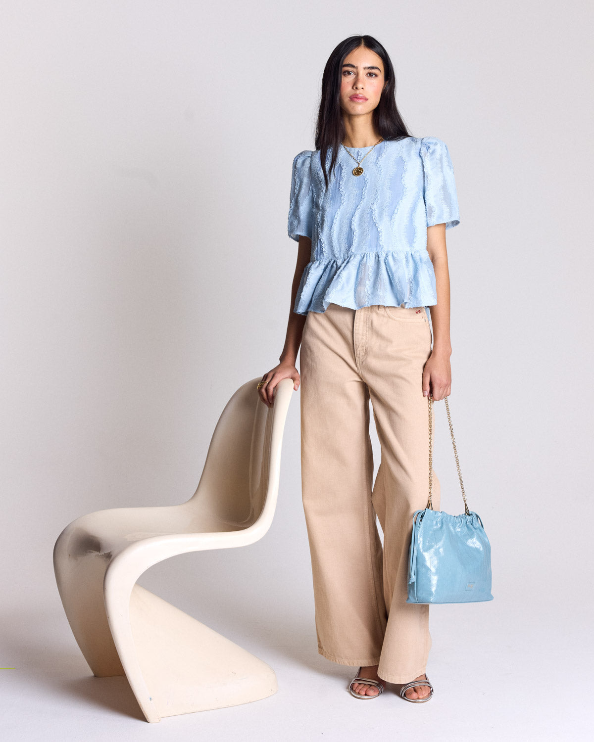Sac Amaïa vernis froissé bleu piscine